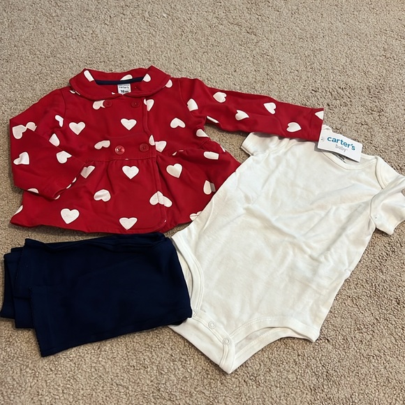 Carters 3 pc baby girls set - Picture 3 of 3